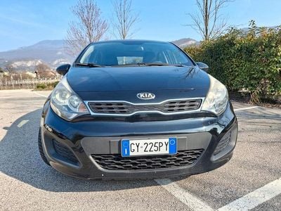 Usata Kia Rio 2013 Nero Berlina