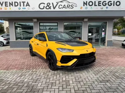 Usata Lamborghini Urus 666 CV (489 kW) 2025 Giallo SUV