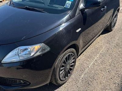 Gebraucht Lancia Ypsilon S 95 PS (69 kW) 2015 Schwarz Kleinwagen