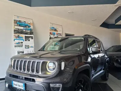 Usata Jeep Renegade Limited 130 CV (95 kW) 2021 Grigio SUV
