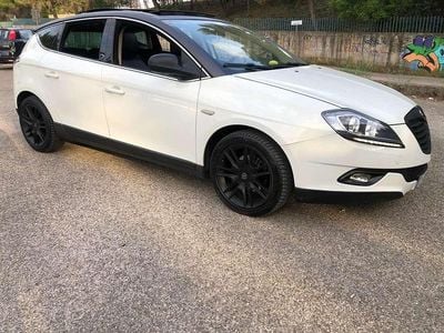 Usata Lancia Delta 120 CV (88 kW) 2011 Bianco Utilitaria