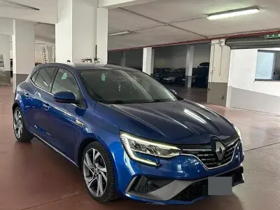 Usata Renault Mégane IV 116 CV (85 kW) 2021 Blu Berlina