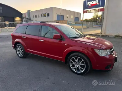Usata Fiat Freemont 170 CV (125 kW) 2012 Rosso SUV