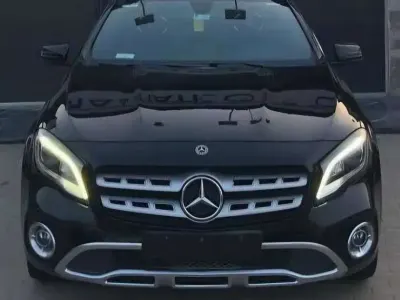 Usata Mercedes GLA200 136 CV (100 kW) 2018 SUV