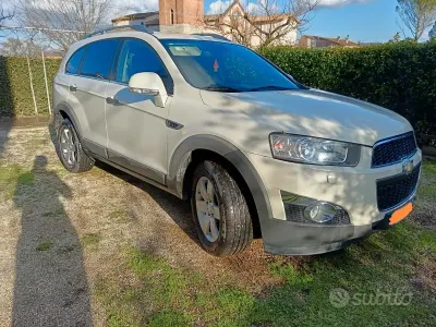 Usata Chevrolet Captiva 184 CV (135 kW) 2012 Bianco SUV