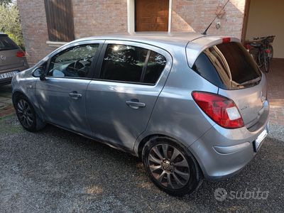 usata Opel Corsa 1.2 gpl, ok neopatentati