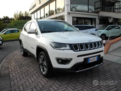 Usata Jeep Compass Limited 140 CV (102 kW) 2018 Bianco SUV