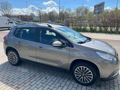 Usata Peugeot 2008 Active 82 CV (60 kW) 2013 Grigio SUV