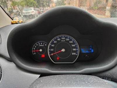 Usata Hyundai i10 2012 Rosso Utilitaria