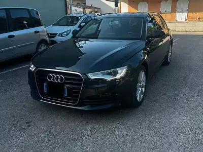 Usata Audi A6 Business Plus 177 CV (130 kW) 2014 Blu Station wagon