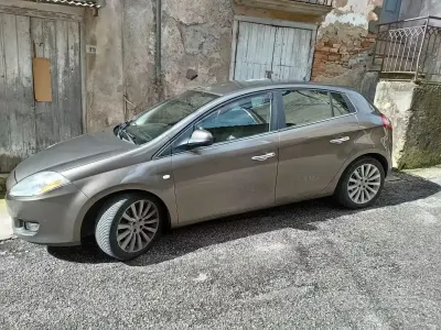 Usata Fiat Bravo 65 CV (47 kW) 2008 Grigio Utilitaria