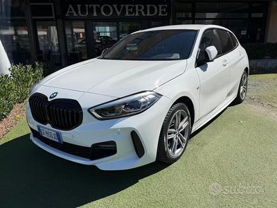 Usata BMW 116 M Sport 116 CV (85 kW) 2021 Bianco Utilitaria