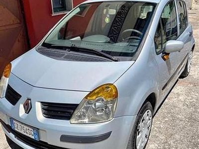 Grigio Usata 2006 Renault Modus Monovolume | 2500 € (Cara)