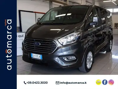 Begagnad Ford Tourneo Titanium 131 HK (96 kW) 2022 Grå