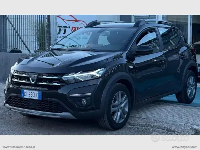 Begagnad Dacia Sandero Essentiel 91 HK (66 kW) 2022 Svart Sedan