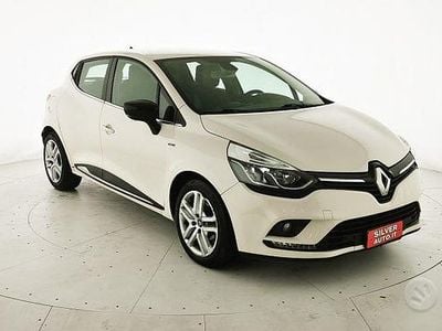 Usata Renault Clio IV Zen 75 CV (55 kW) 2018 Beige Berlina