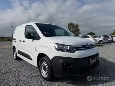 Usata Citroën e-Berlingo 102 CV (75 kW) 2021 Bianco Monovolume