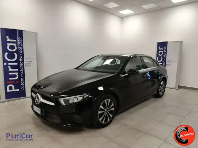 Usata Mercedes A180 116 CV (85 kW) 2022 Nero Berlina