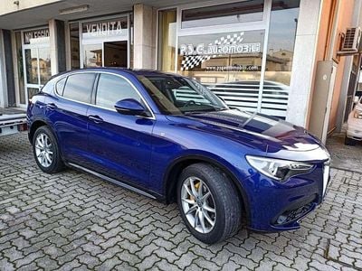 Usata Alfa Romeo Stelvio Ti 209 CV (153 kW) 2021 Blu SUV