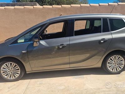 Usata Opel Zafira Life Innovation 134 CV (98 kW) 2019 Grigio Monovolume