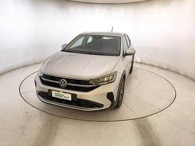 Usata VW Taigo Life 95 CV (69 kW) 2023 Grigio SUV
