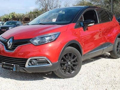 Usata Renault Captur 120 CV (88 kW) 2016 Rosso SUV