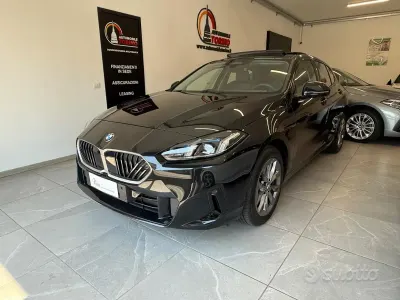 Usata BMW 116 122 CV (89 kW) 2025 Nero Utilitaria