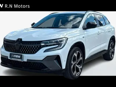 Usata Renault Austral Techno Esprit Alpine 130 CV (95 kW) 2024 Bianco SUV