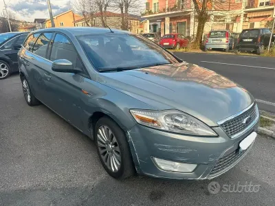 Usata Ford Mondeo Ghia 140 CV (102 kW) 2008 Grigio Berlina