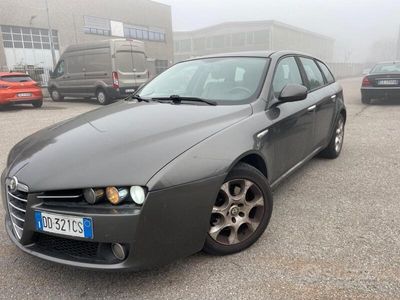 Alfa Romeo 159