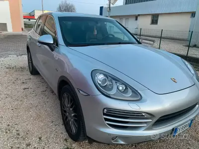 Usata Porsche Cayenne 2013 Grigio SUV