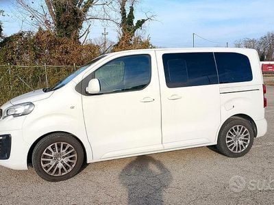 Usata Peugeot Traveller Business-Line 102 CV (75 kW) 2019 Bianco Monovolume