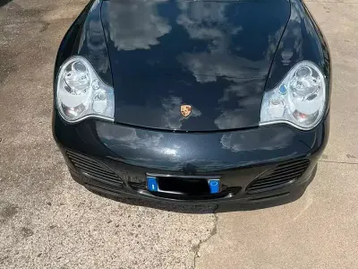 Usata Porsche 996 320 CV (235 kW) 2005 Nero Cabrio