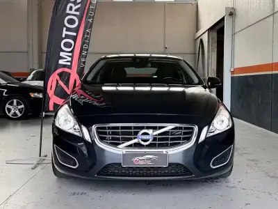 Usata Volvo V60 Summum 163 CV (119 kW) 2011 Grigio Station wagon