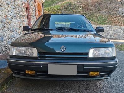 usata Renault 21 R1.7 90CV 5 porte TSE "LIFTBACK"