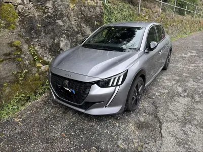 Gebraucht Peugeot 208 GT 131 PS (96 kW) 2023 Kleinwagen