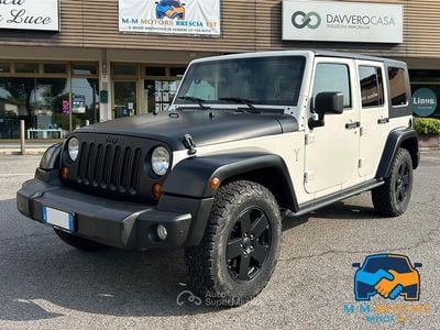 Usata Jeep Wrangler Sahara 177 CV (130 kW) 2010 Bianco SUV