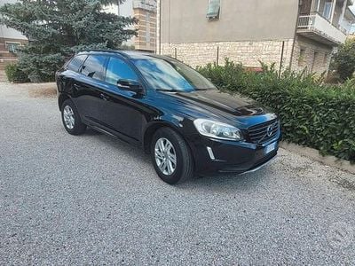 Usata Volvo XC60 Business Edition 150 CV (110 kW) 2016 Nero SUV