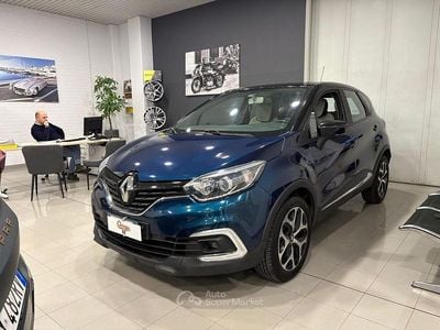 Usata Renault Captur Zen 90 CV (66 kW) 2018 Blu SUV