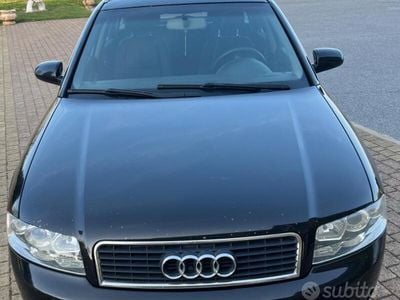 Usata Audi A4 130 CV (95 kW) 2004 Nero Station wagon