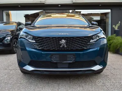 Usata Peugeot 3008 Allure 131 CV (96 kW) 2022 Blu SUV