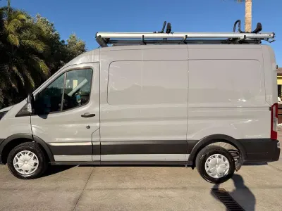 Usata Ford Transit 129 CV (94 kW) 2020 Grigio Furgone