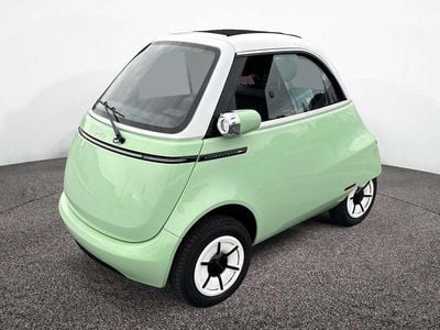 Nuova Micro Microlino 11 kW (15 CV) 2026 Verde Utilitaria