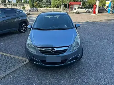Usata Opel Corsa 80 CV (58 kW) 2009 Grigio Utilitaria