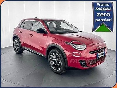 Rosso Usata 2025 Fiat 600 La Prima SUV | 21.900 € (Buon prezzo)