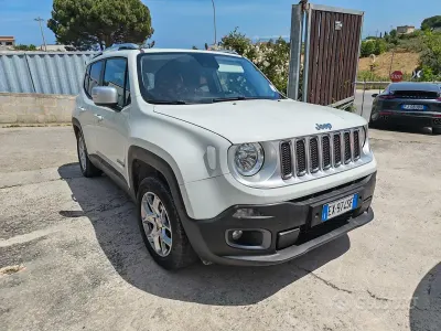 Usata Jeep Renegade Longitude 120 CV (88 kW) 2015 Bianco SUV