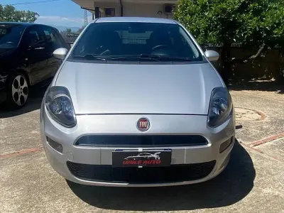 Usata Fiat Punto Evo Active 69 CV (50 kW) 2012 Grigio Utilitaria