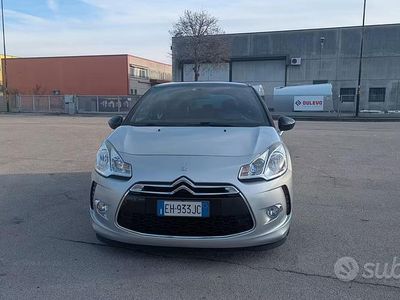 Usado DS Automobiles DS3 Sport Chic 156 CV (114 kW) 2011 Gris