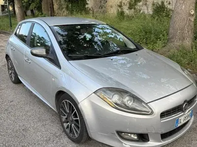 Usata Fiat Bravo 120 CV (88 kW) 2007 Grigio Utilitaria