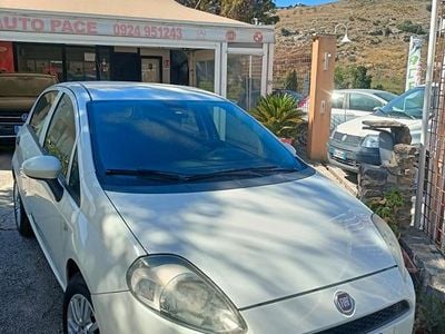 Usata Fiat Punto Street 95 CV (69 kW) 2016 Bianco Utilitaria